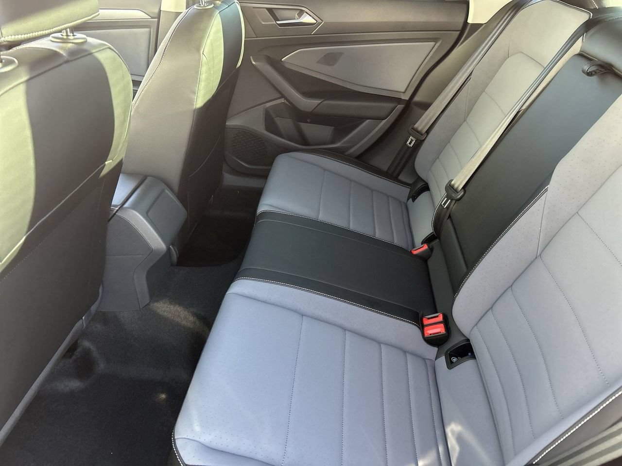 New 2026 Volkswagen Jetta SE FWD image 13