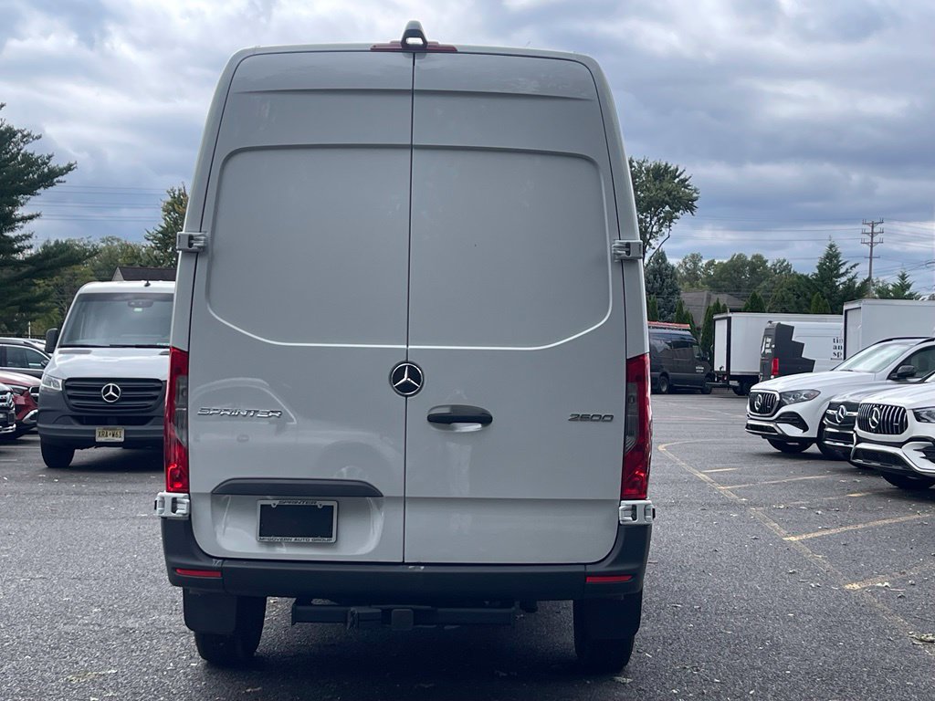 New 2025 Mercedes-Benz Sprinter 2500 image 5