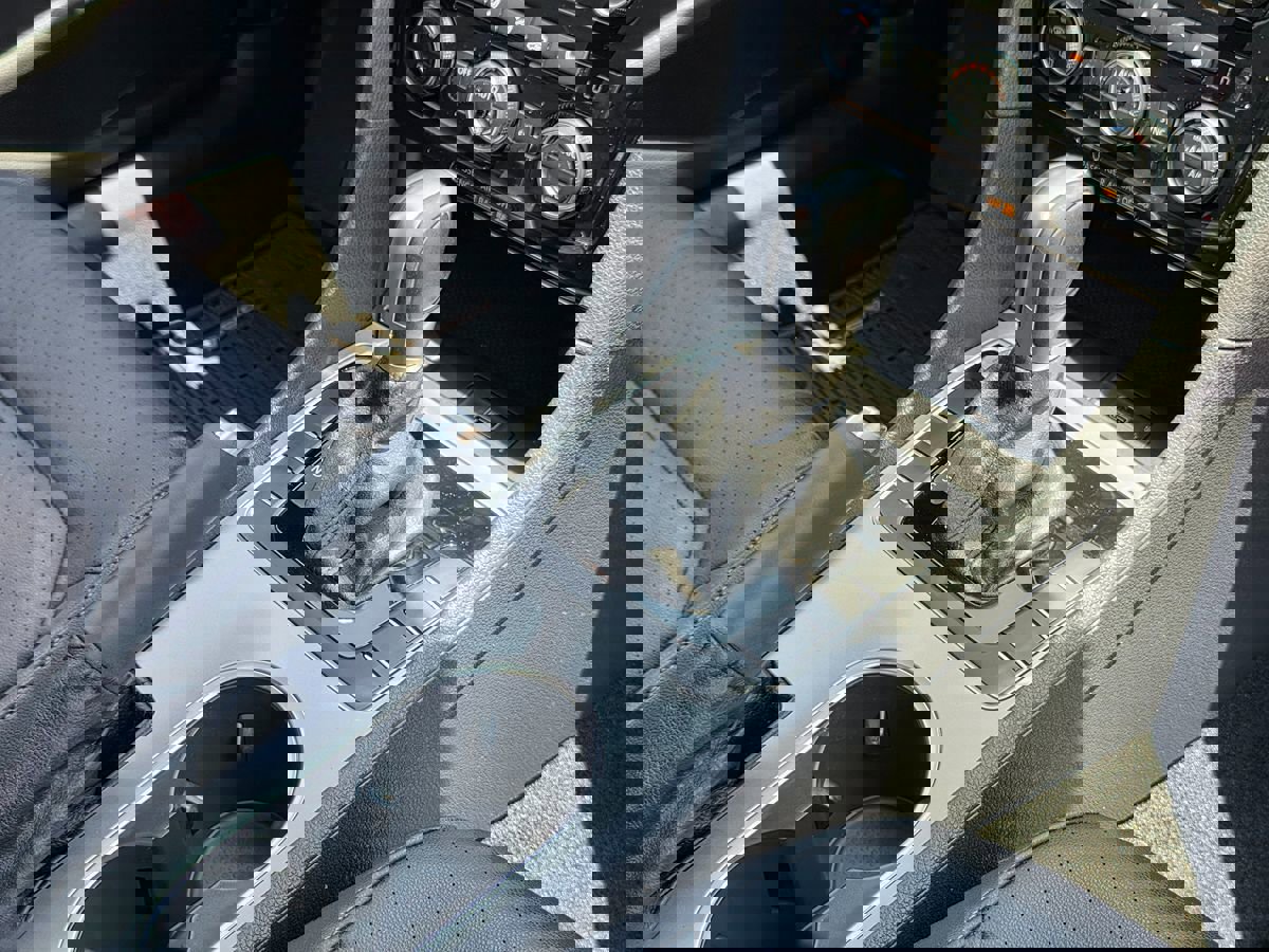 Used 2020 Volkswagen Passat 2.0T R-Line image 19