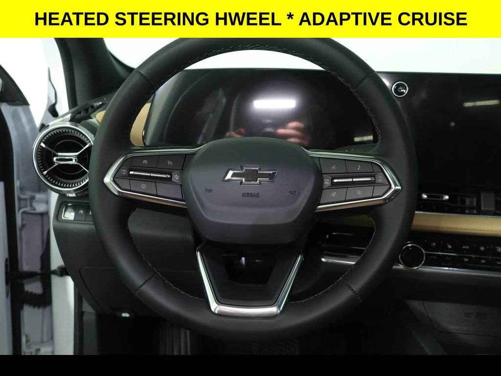 New 2026 Chevrolet Equinox ACTIV w/ Convenience Package III FWD image 3