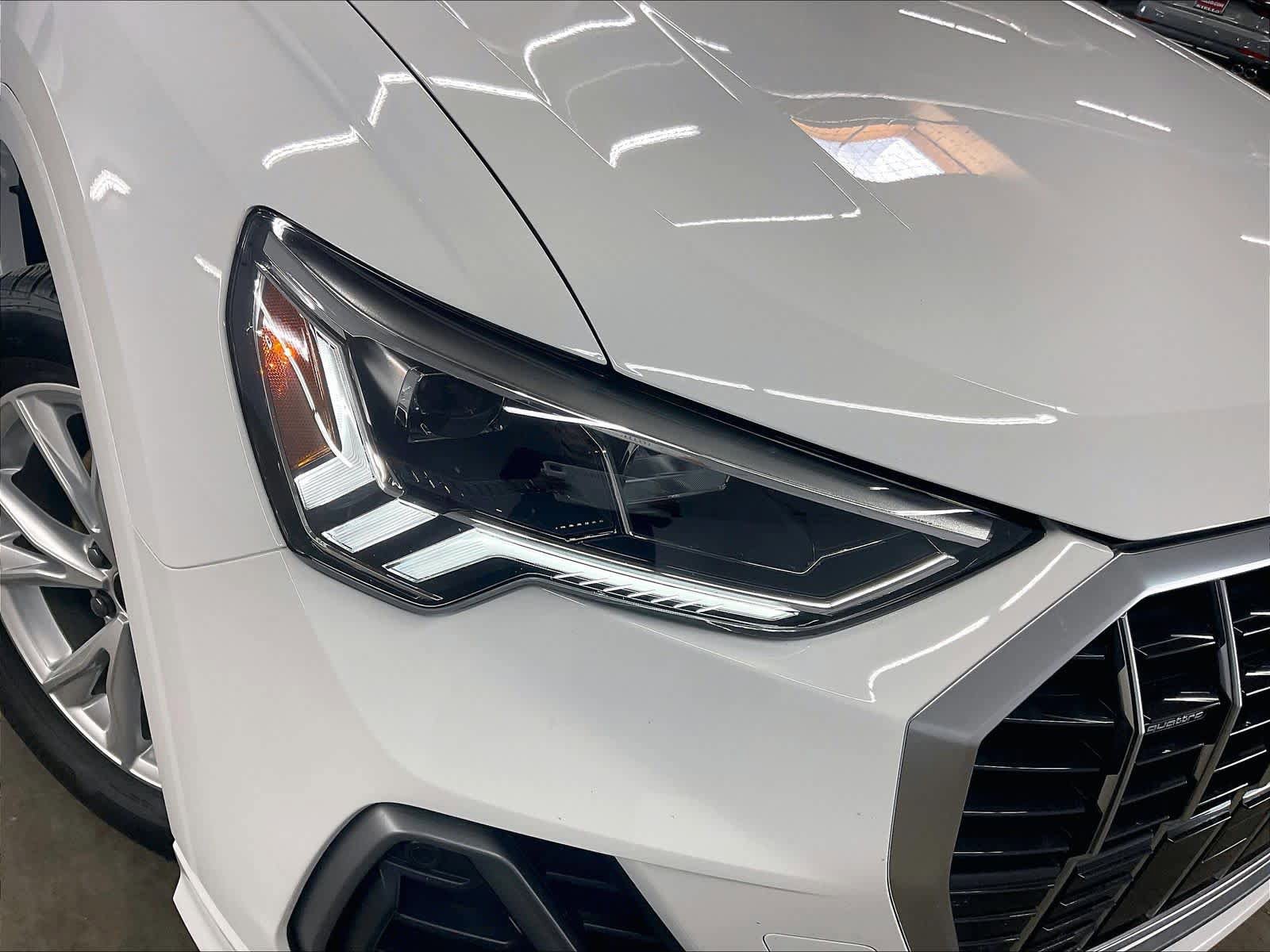 Certified 2025 Audi Q3 2.0T Premium w/ Convenience Package AWD/4WD image 28