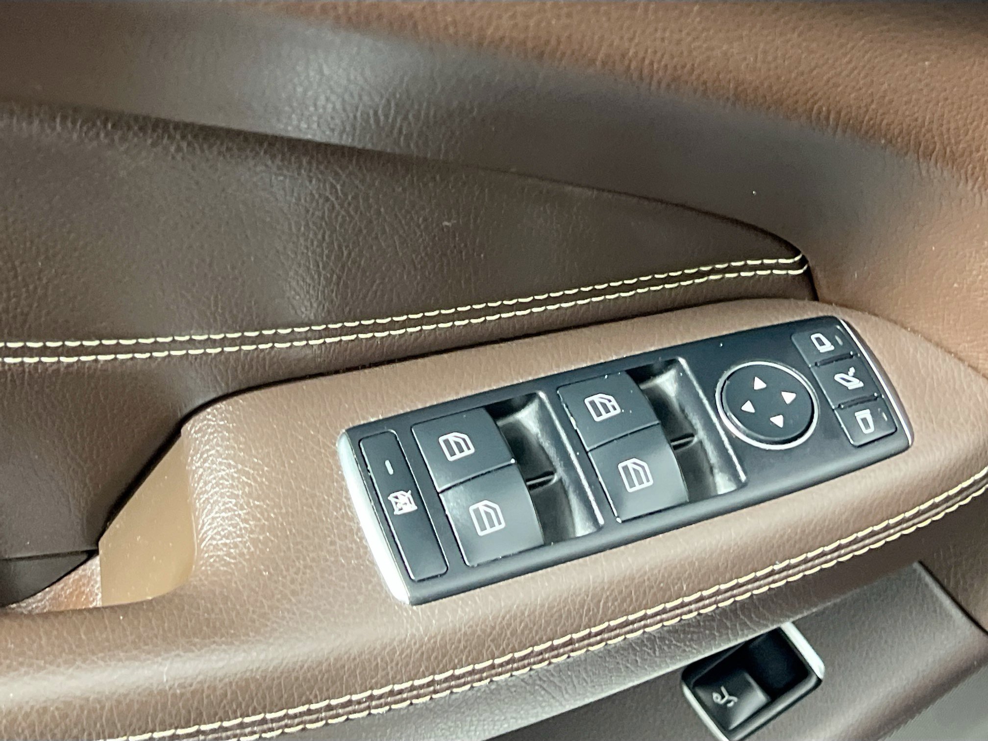 Used 2019 Mercedes-Benz GLS 450 4MATIC image 17