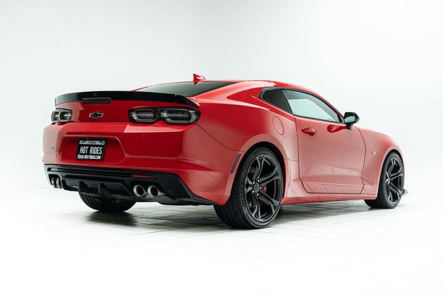 Used 2019 Chevrolet Camaro SS image 11