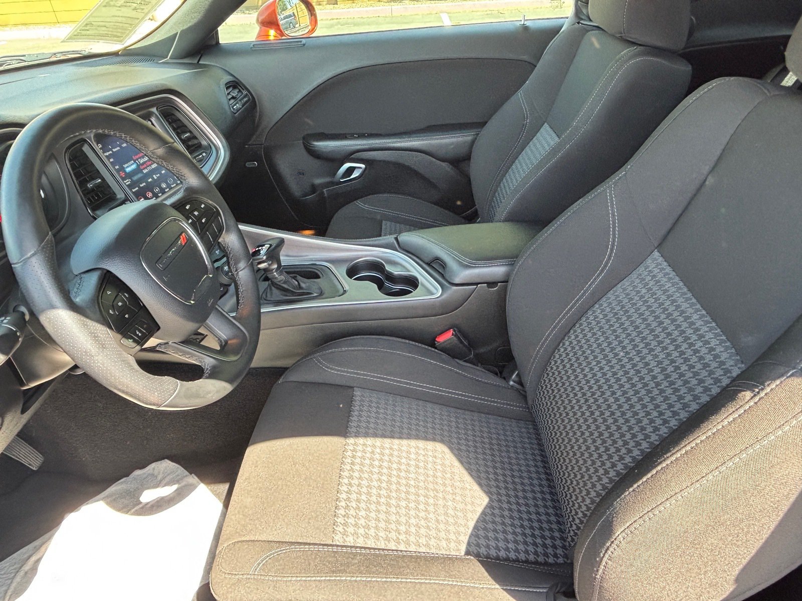 Used 2020 Dodge Challenger SXT w/ Driver Convenience Group RWD image 21