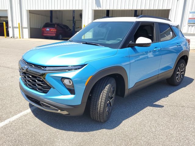 New 2026 Chevrolet TrailBlazer ACTIV w/ Driver Confidence Package FWD image 2