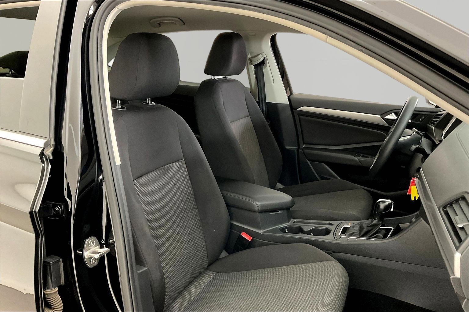 Used 2019 Volkswagen Jetta S w/ Driver Assistance Package FWD image 29