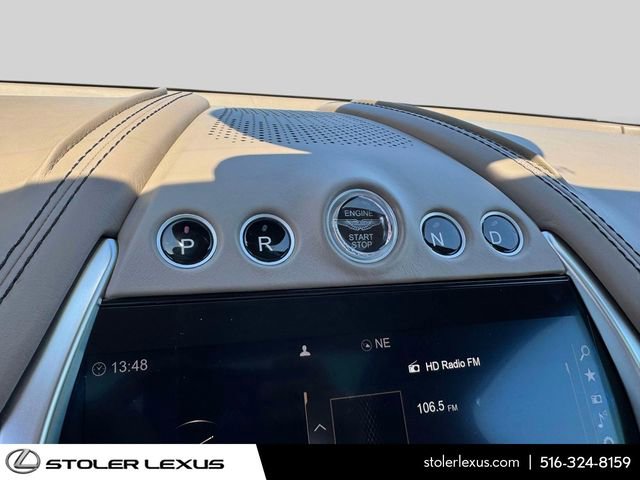 Used 2021 Aston Martin DBX AWD/4WD image 30