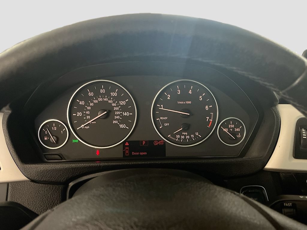 Used 2018 BMW 320i Sedan w/ Convenience Package RWD image 12