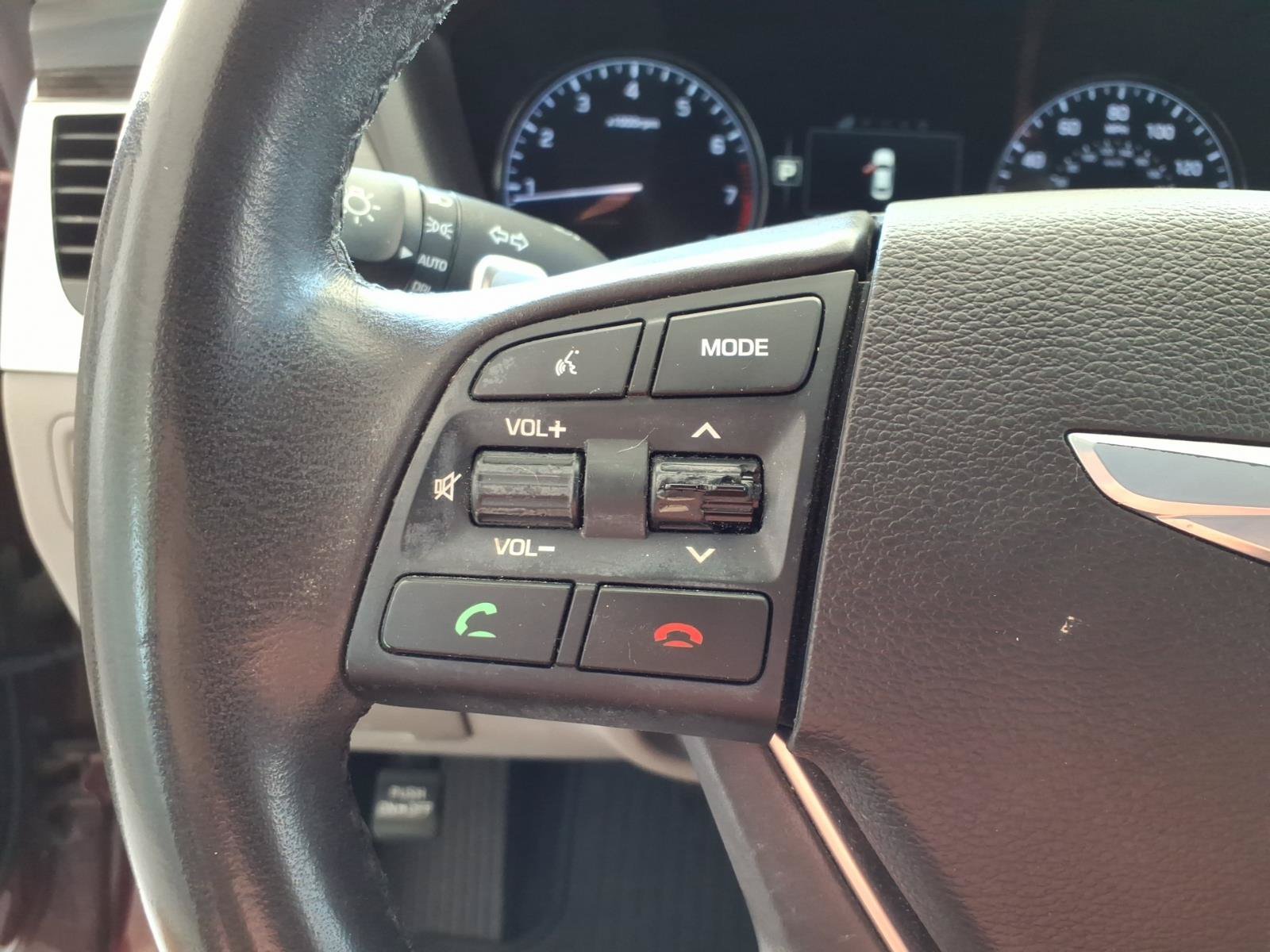 Used 2015 Hyundai Genesis 3.8 w/ Option Group 02 RWD image 16