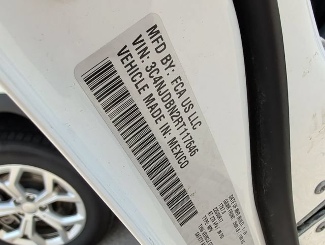 Used 2024 Jeep Compass Latitude AWD/4WD image 34