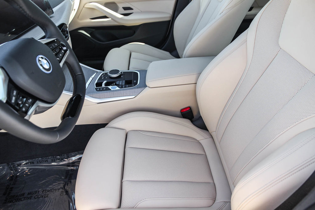 Used 2025 BMW i4 eDrive40 w/ Parking Assistance Package RWD image 18