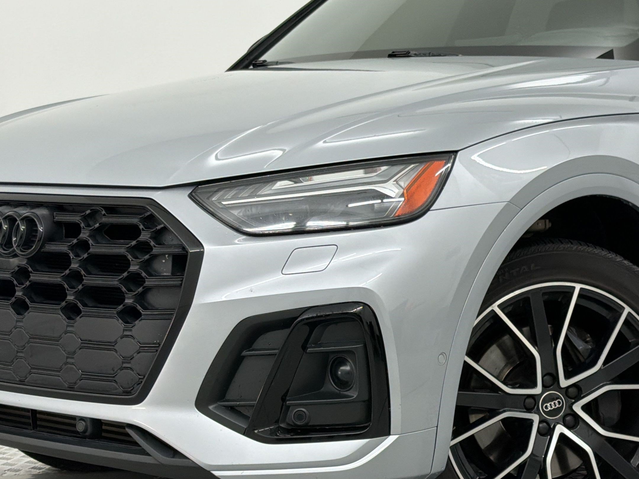 Certified 2022 Audi SQ5 Prestige w/ Prestige Package AWD/4WD image 12