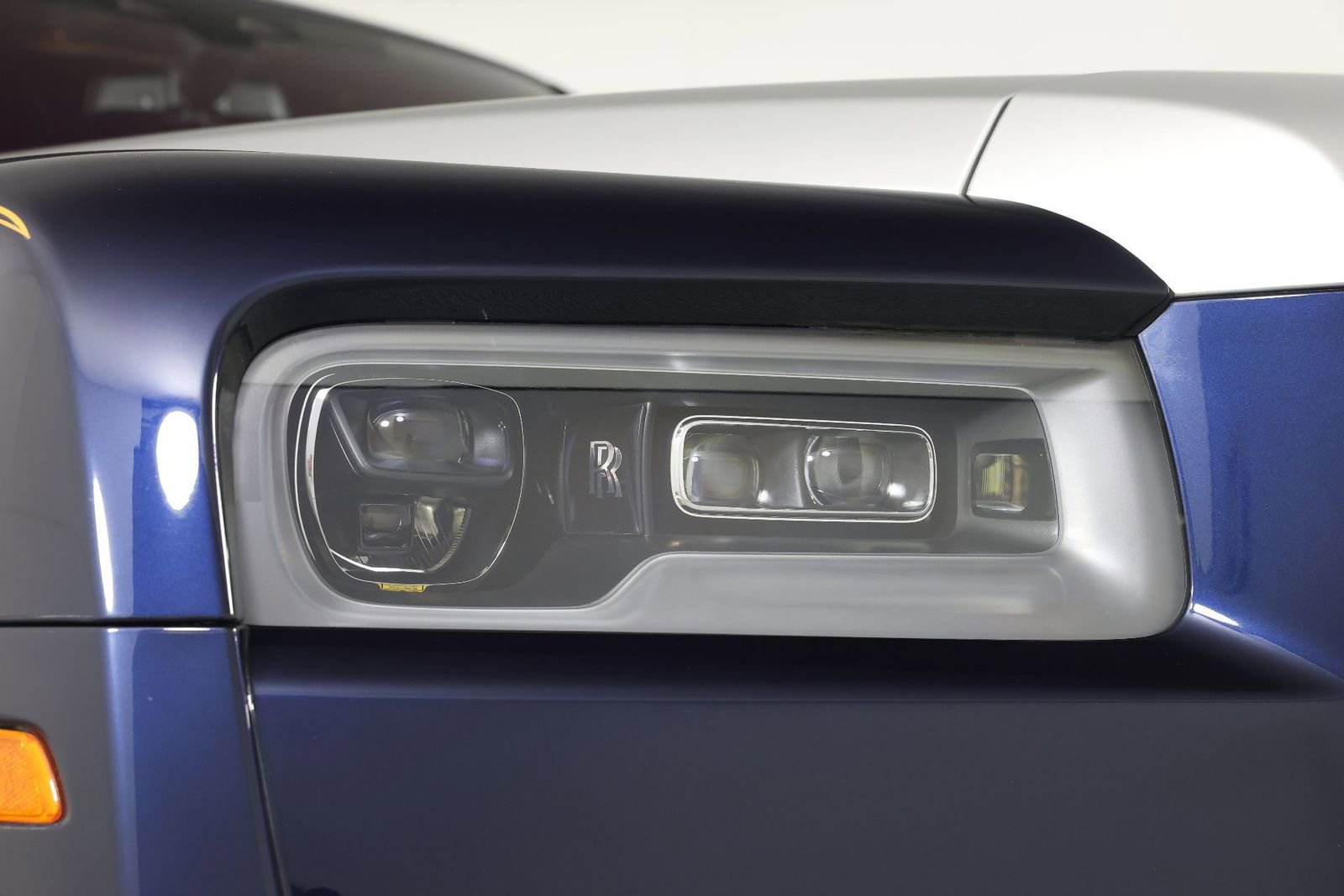 Used 2022 Rolls-Royce Cullinan w/ Cullinan Package AWD/4WD image 29
