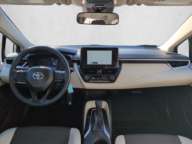Used 2025 Toyota Corolla LE image 20