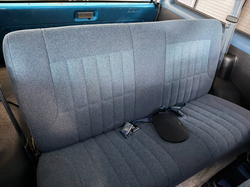 Used 1994 Ford Bronco XL AWD/4WD image 21