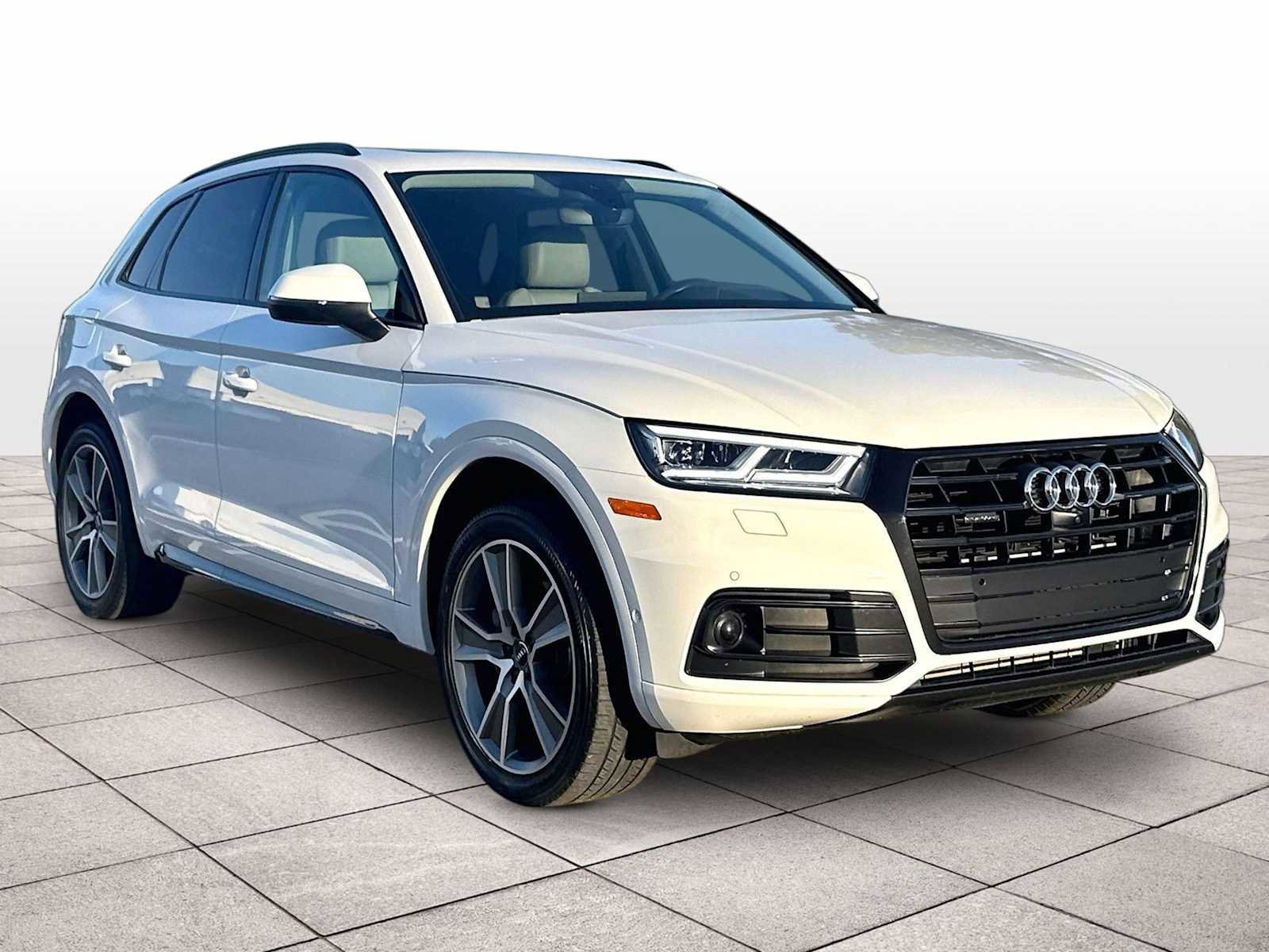 Used 2019 Audi Q5 Prestige AWD/4WD image 2