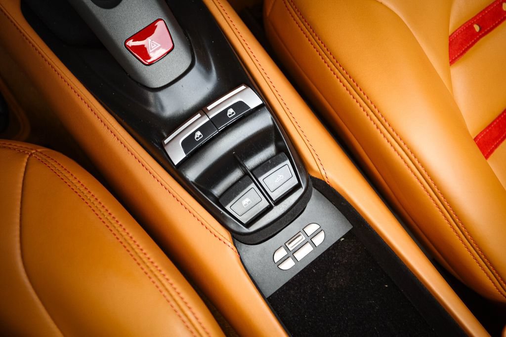 Certified 2019 Ferrari 488 Spider RWD image 39