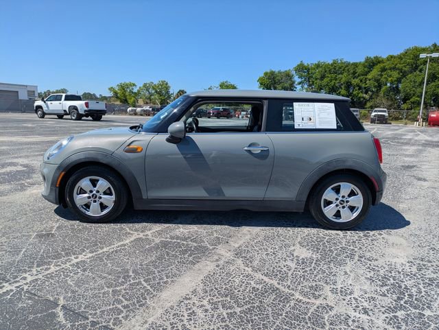Used 2019 MINI Cooper 2-Door Hardtop FWD image 4