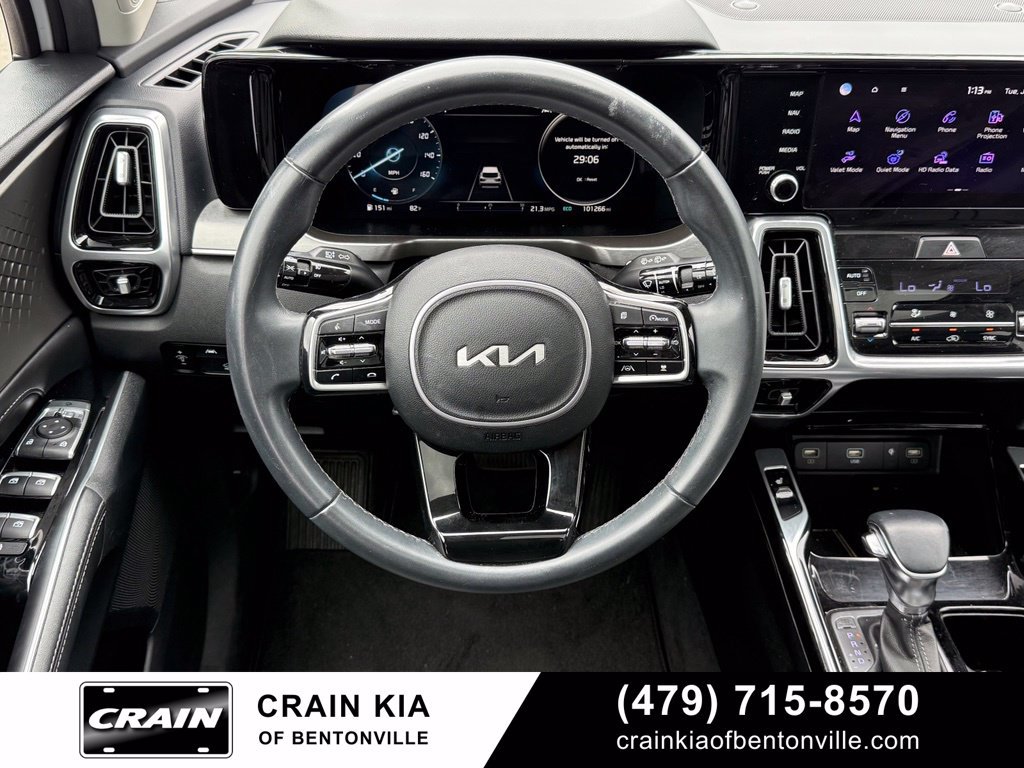 Used 2023 Kia Sorento SX AWD/4WD image 13