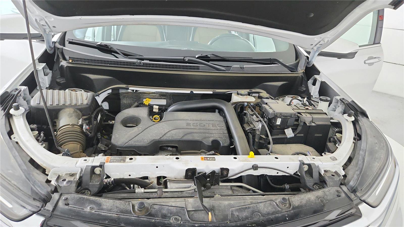 Used 2024 Chevrolet Equinox Premier AWD/4WD image 32