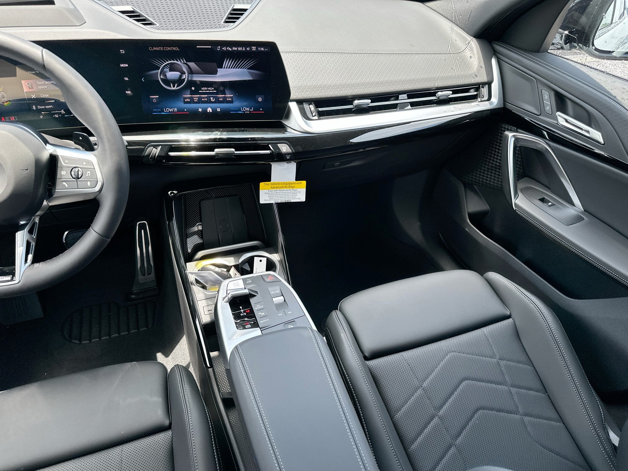 New 2026 BMW X2 xDrive28i w/ Technology Package AWD/4WD image 17