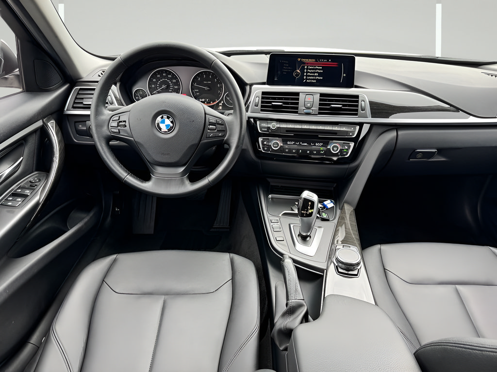 Used 2016 BMW 320i xDrive Sedan AWD/4WD image 18