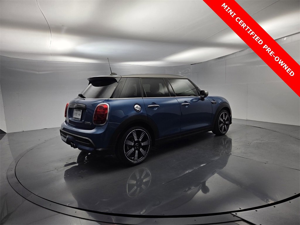 Used 2023 MINI Cooper S w/ Signature Upholstery Package image 11