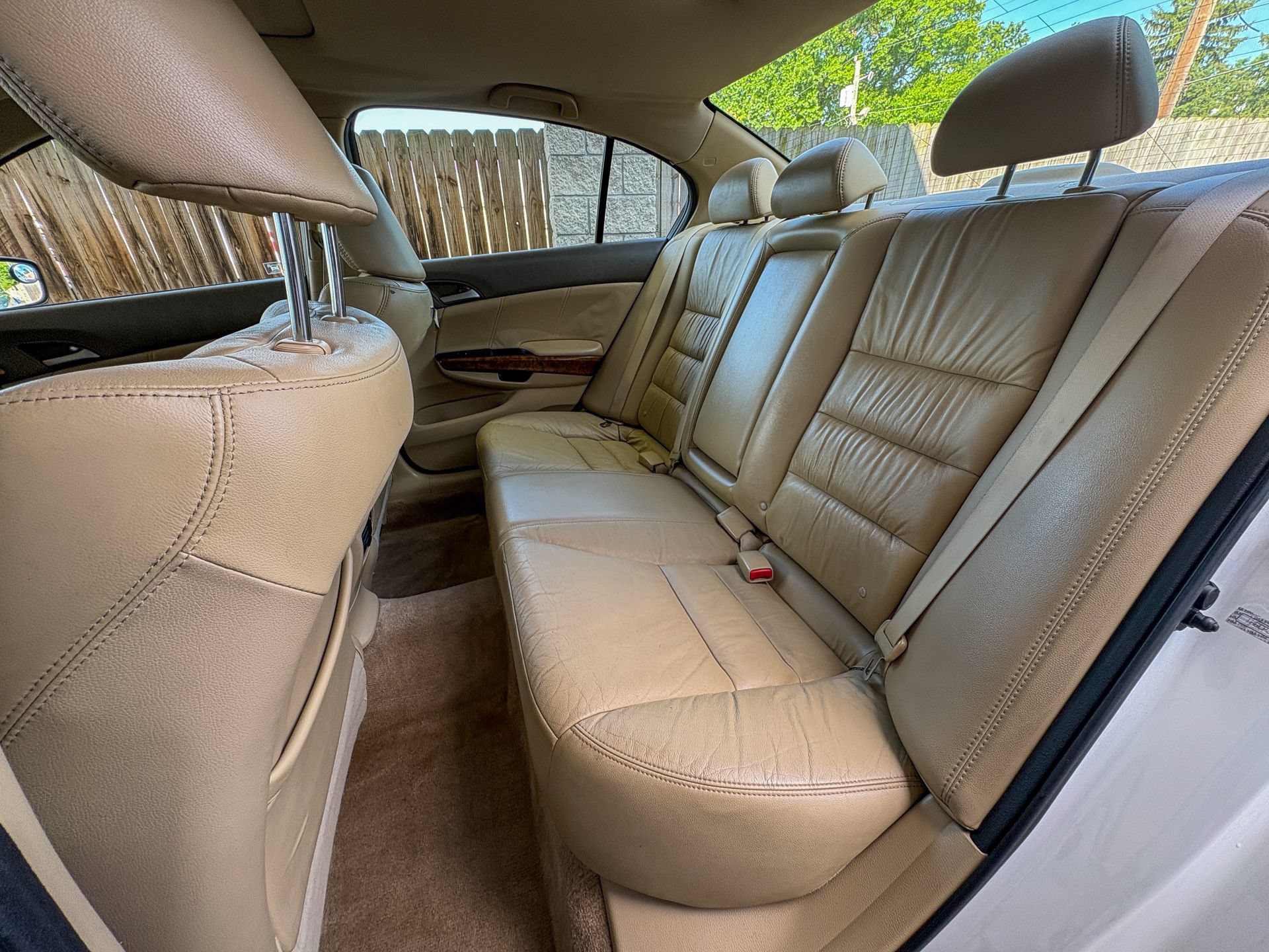 Used 2010 Honda Accord EX-L image 19