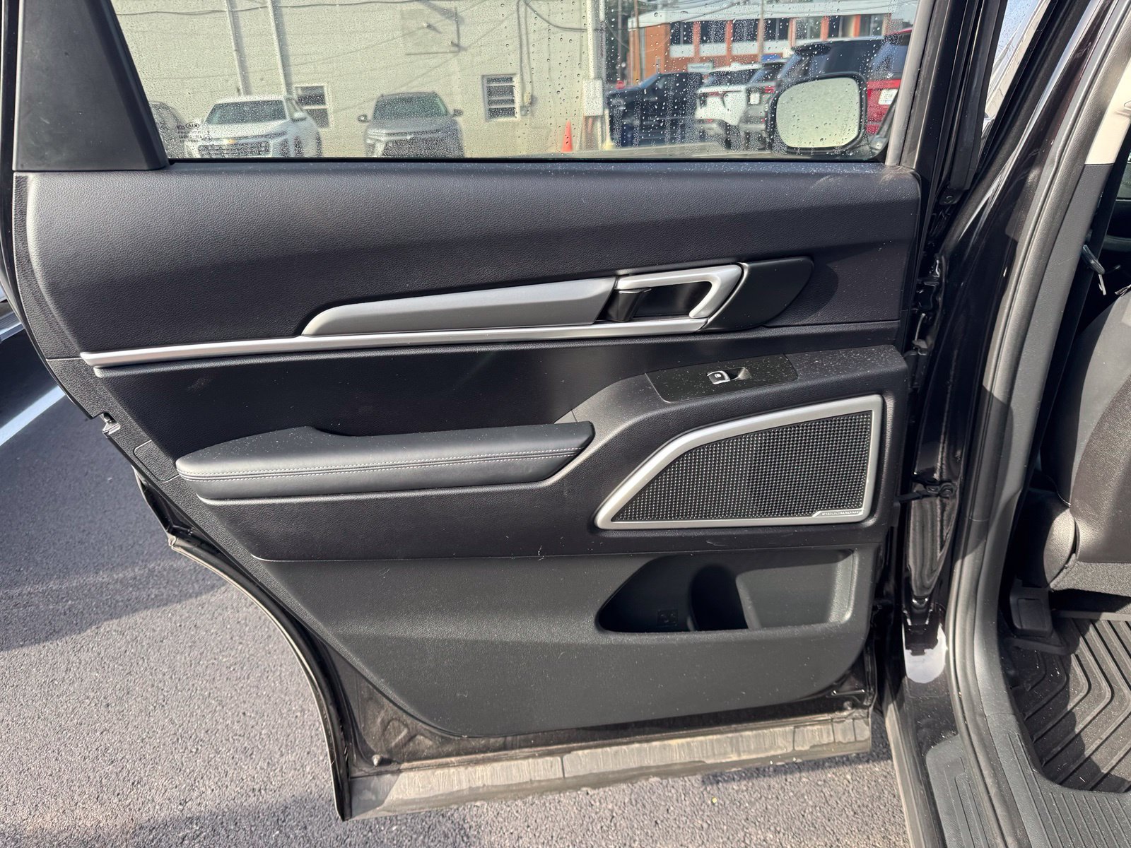 Used 2021 Kia Telluride S FWD image 23