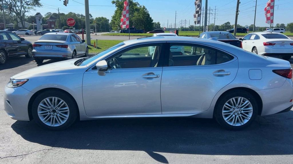 Used 2016 Lexus ES 350 FWD image 5