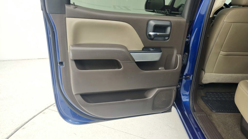 Used 2017 Chevrolet Silverado 1500 LTZ Z71 w/ LTZ Plus Package image 27