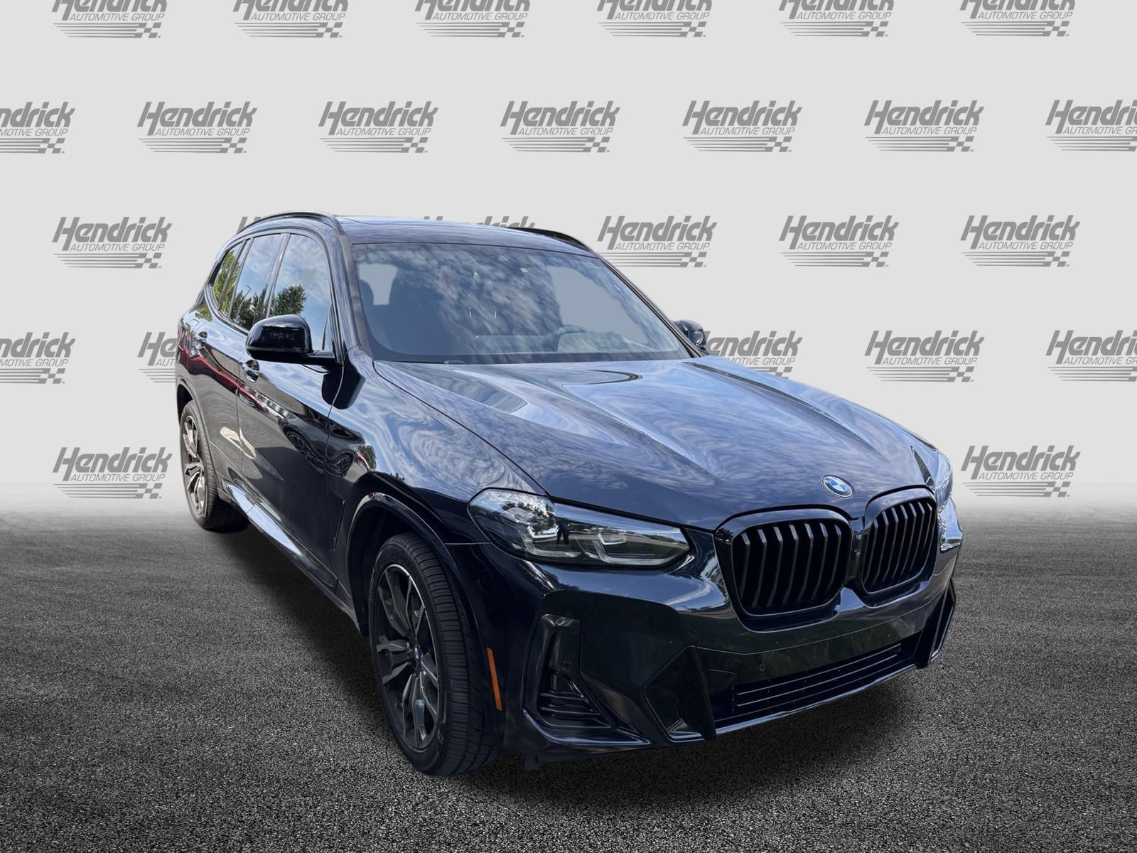 Certified 2024 BMW X3 xDrive30i w/ Premium Package AWD/4WD image 2