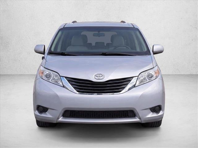 Used 2013 Toyota Sienna LE AWD/4WD image 20