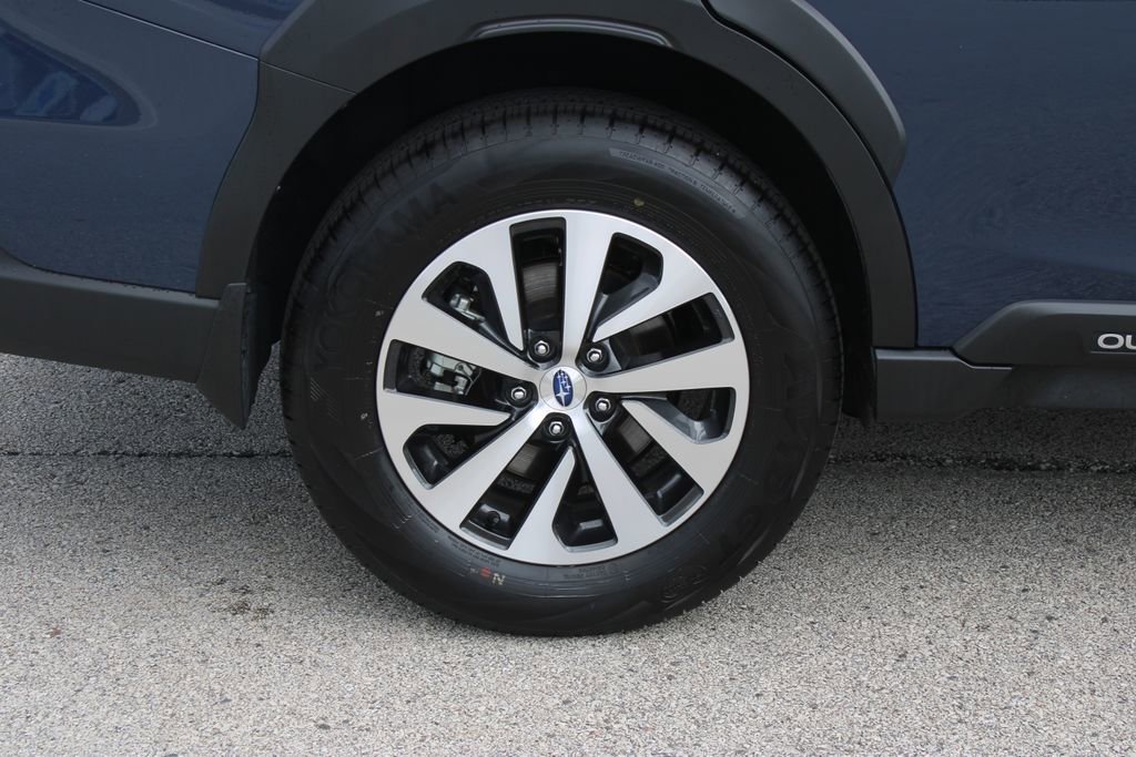Used 2025 Subaru Outback Premium AWD/4WD image 28
