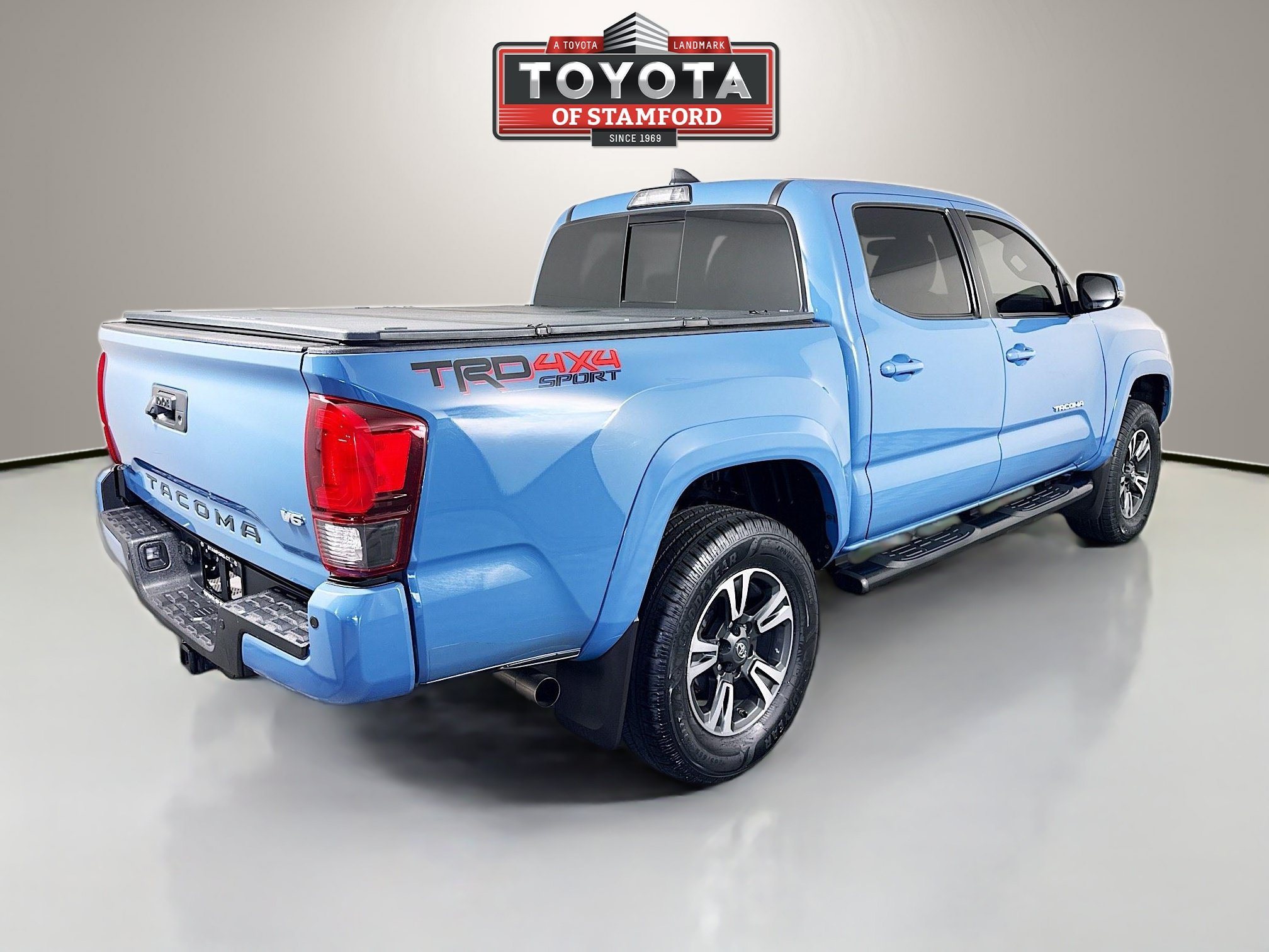 Certified 2019 Toyota Tacoma TRD Sport AWD/4WD image 7