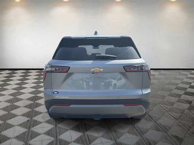 New 2026 Chevrolet Equinox LT w/ Convenience Package II FWD image 6