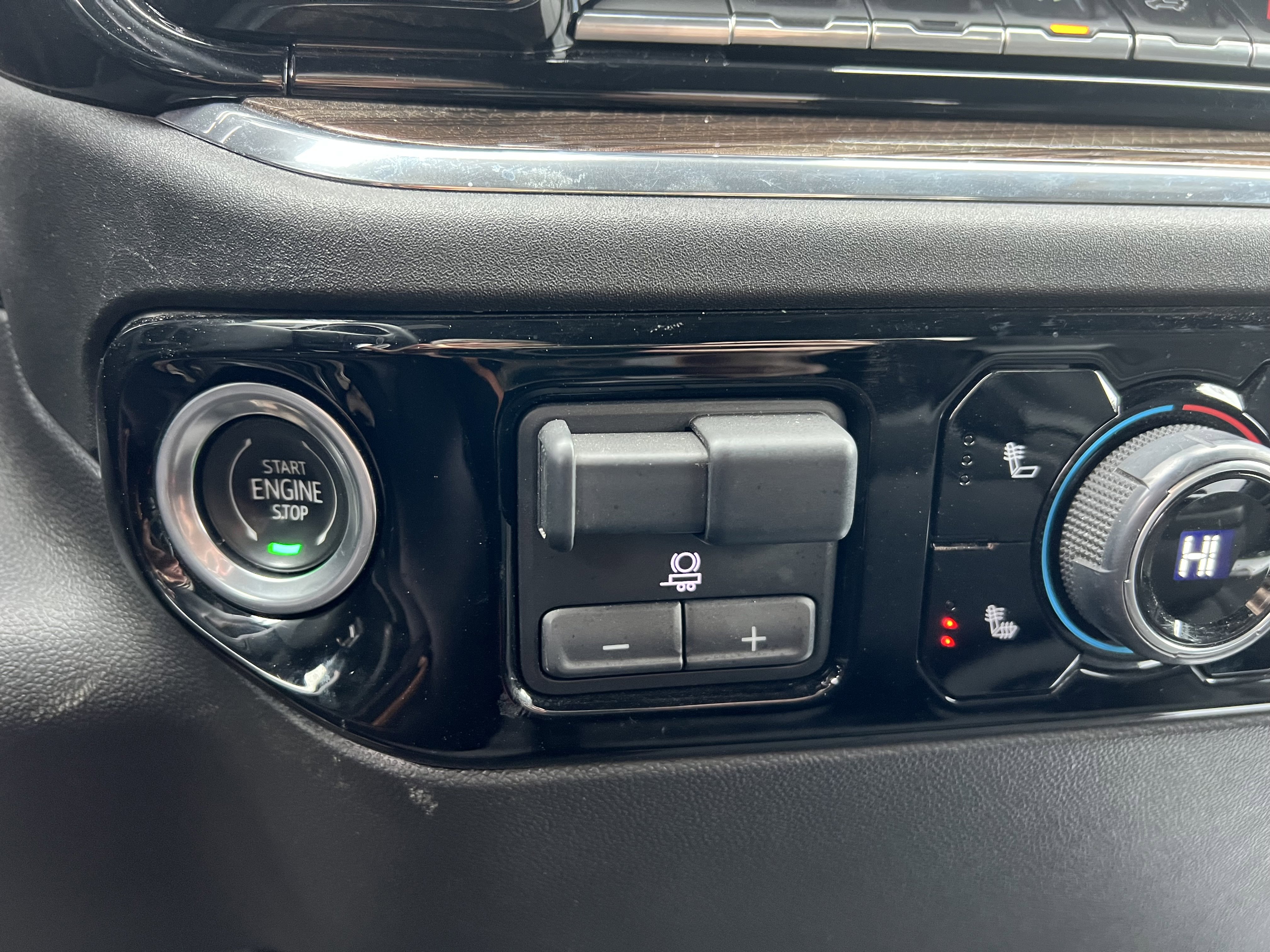 Certified 2023 Chevrolet Silverado 1500 RST image 23