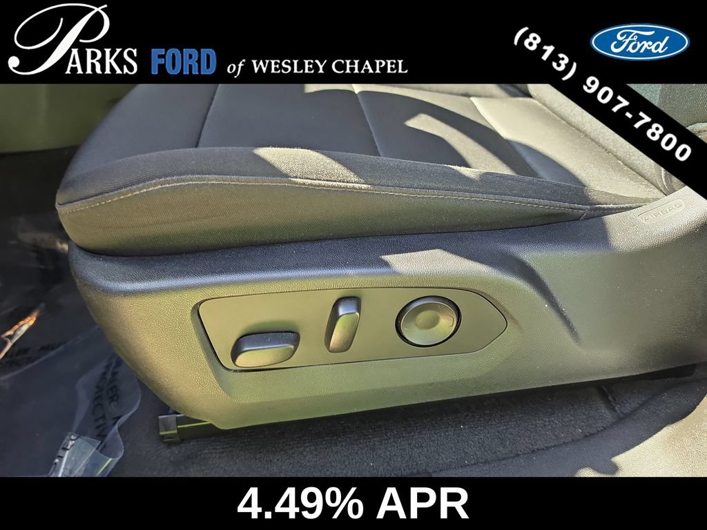 Used 2023 Chevrolet Colorado W/T w/ WT Convenience Package II RWD image 17
