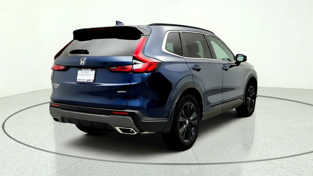 Used 2024 Honda CR-V Sport Touring image 5