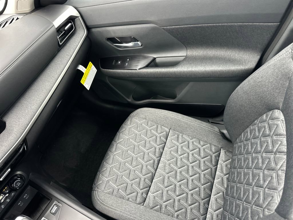 New 2026 Nissan Kicks SV w/ SV Premium Package image 26