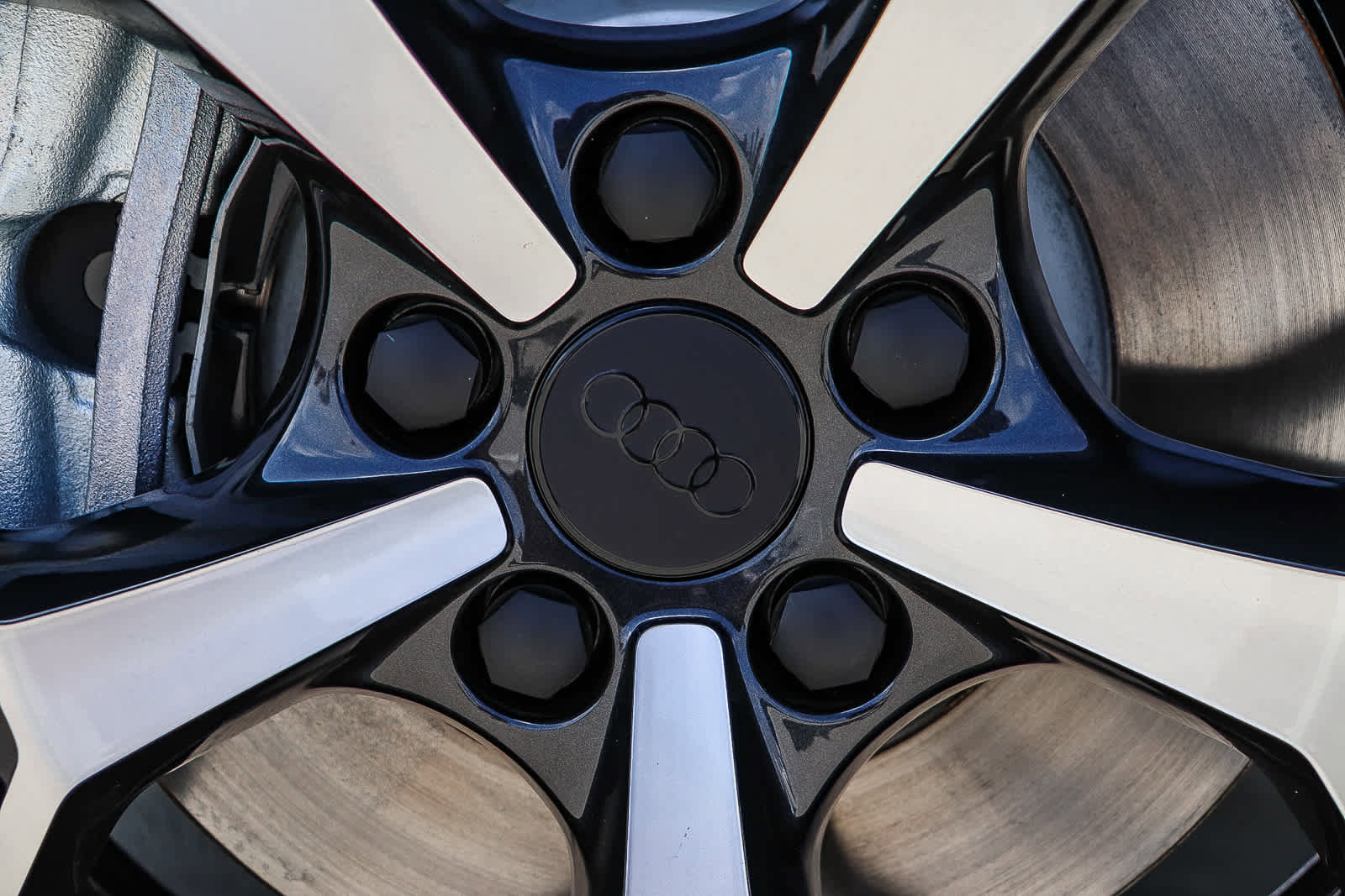 New 2026 Audi Q3 quattro 2.0T image 15