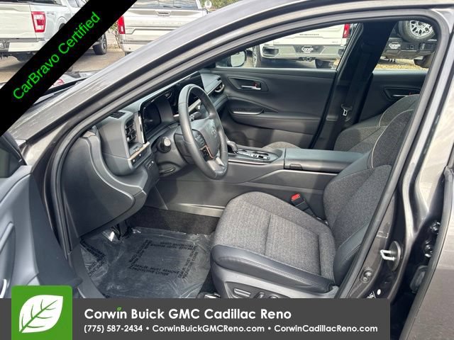 Used 2023 Toyota Crown w/ Carpet Mat Package (TMS) AWD/4WD image 11