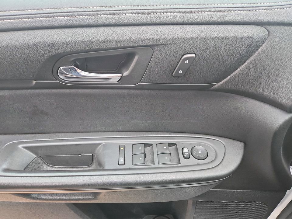 Used 2017 Chevrolet Traverse LT w/ Graphite Special Edition image 21