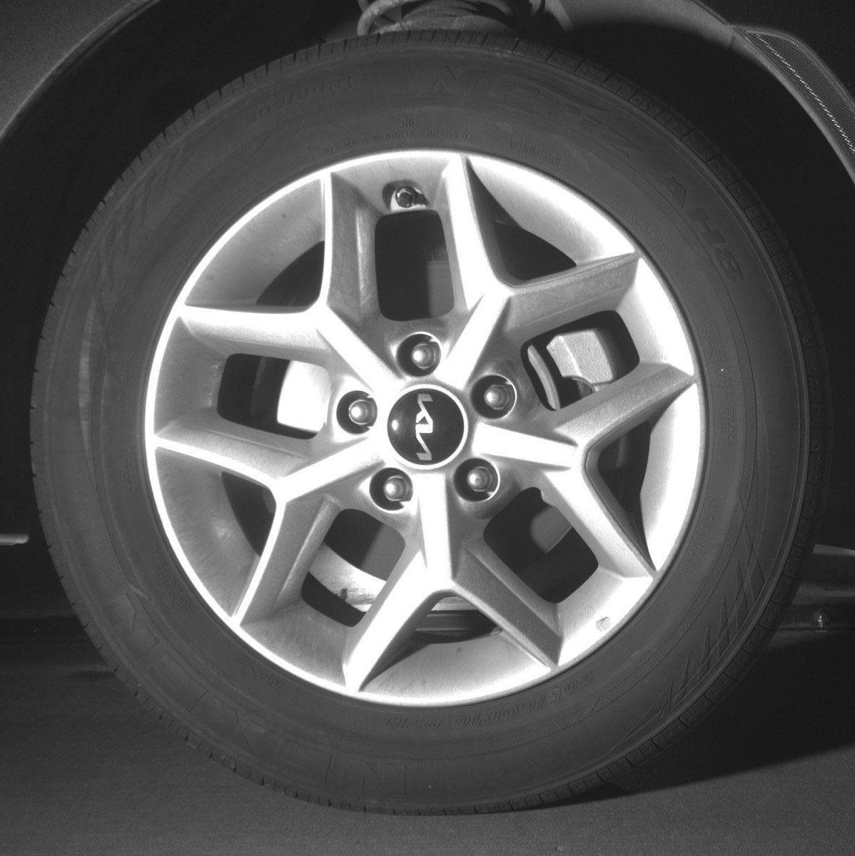 Used 2025 Kia Soul LX w/ LX Technology Package FWD image 13