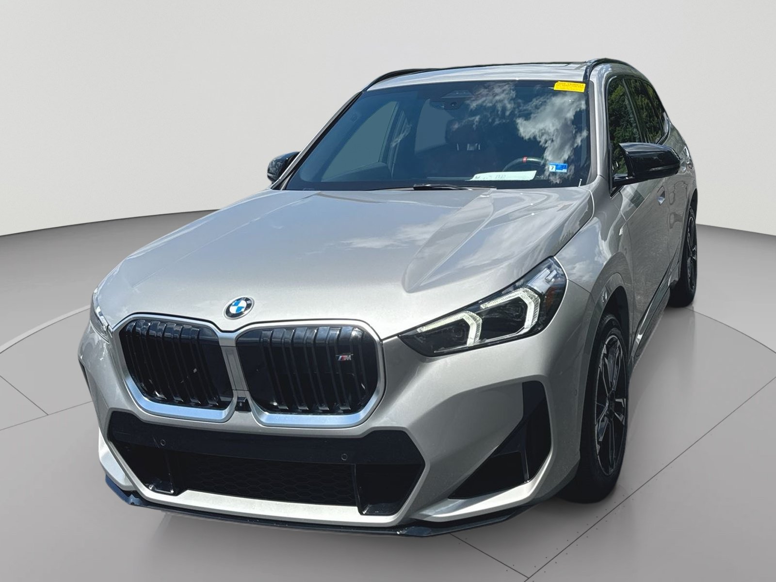 Used 2025 BMW X1 M35i AWD/4WD image 11
