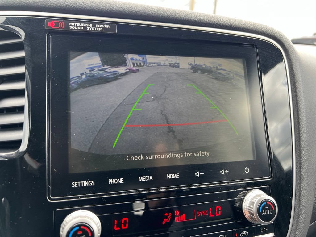 Used 2022 Mitsubishi Outlander GT AWD/4WD image 13