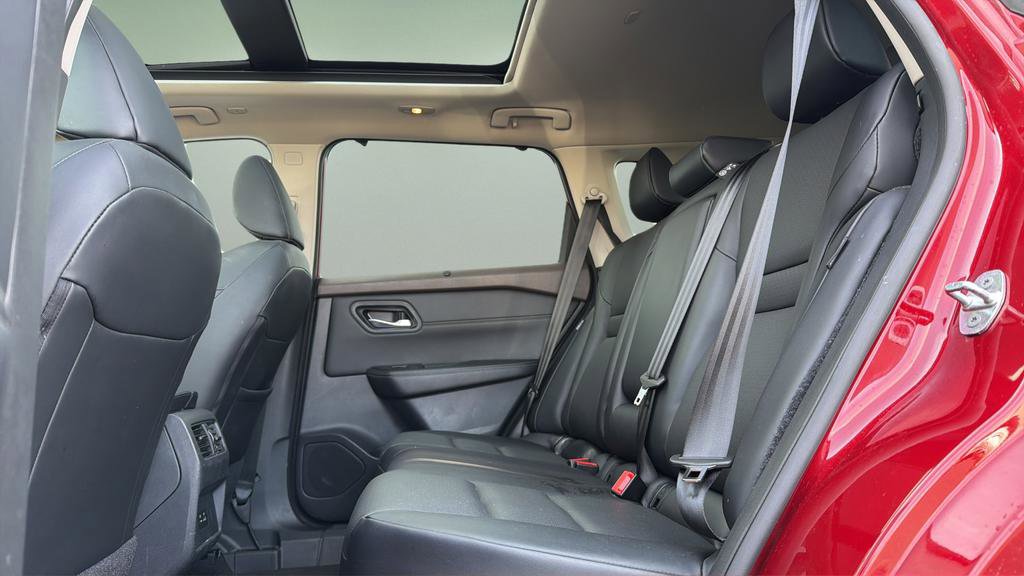 Certified 2023 Nissan Rogue SV w/ SV Premium B Package image 19