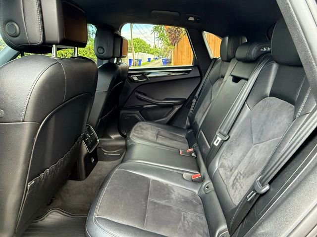 Used 2017 Porsche Macan image 10