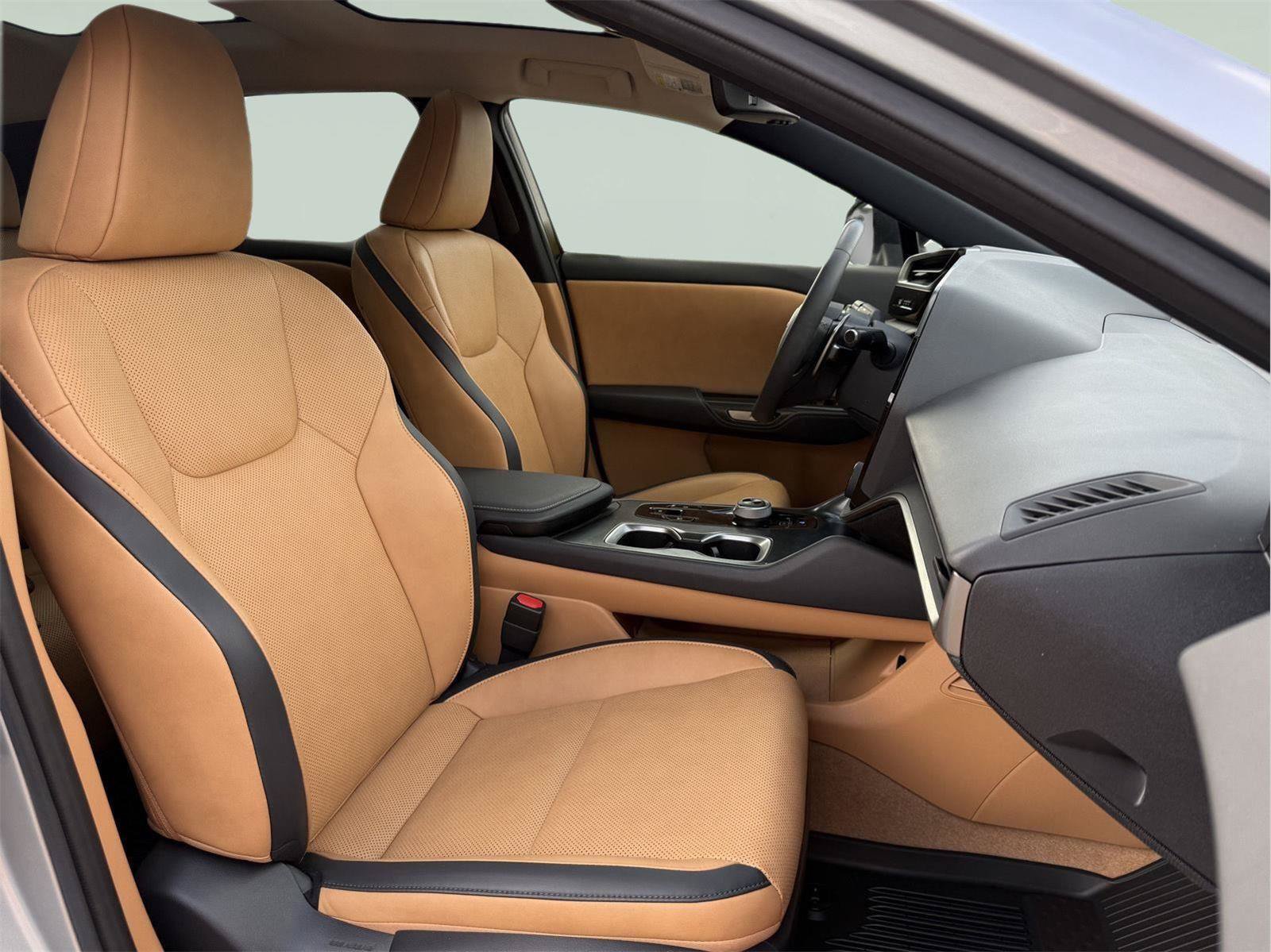 Certified 2024 Lexus RZ 300e Premium w/ Accessory Package (Z1) FWD image 25