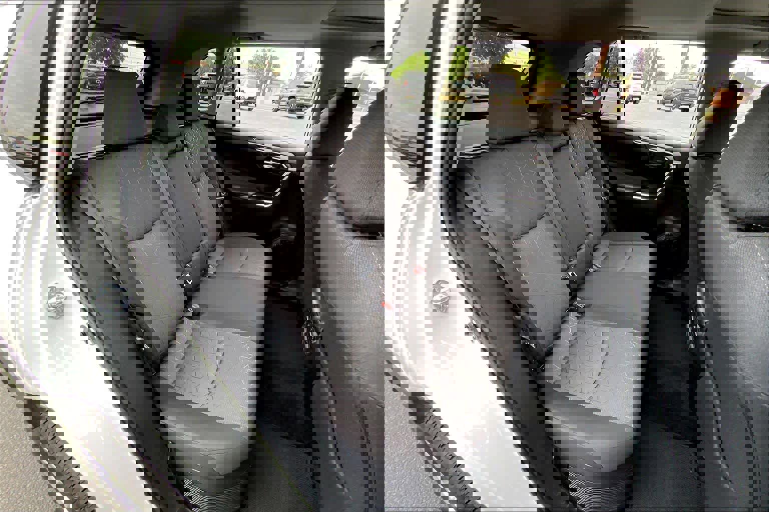 Used 2021 Toyota RAV4 XLE w/ Convenience Package AWD/4WD image 20